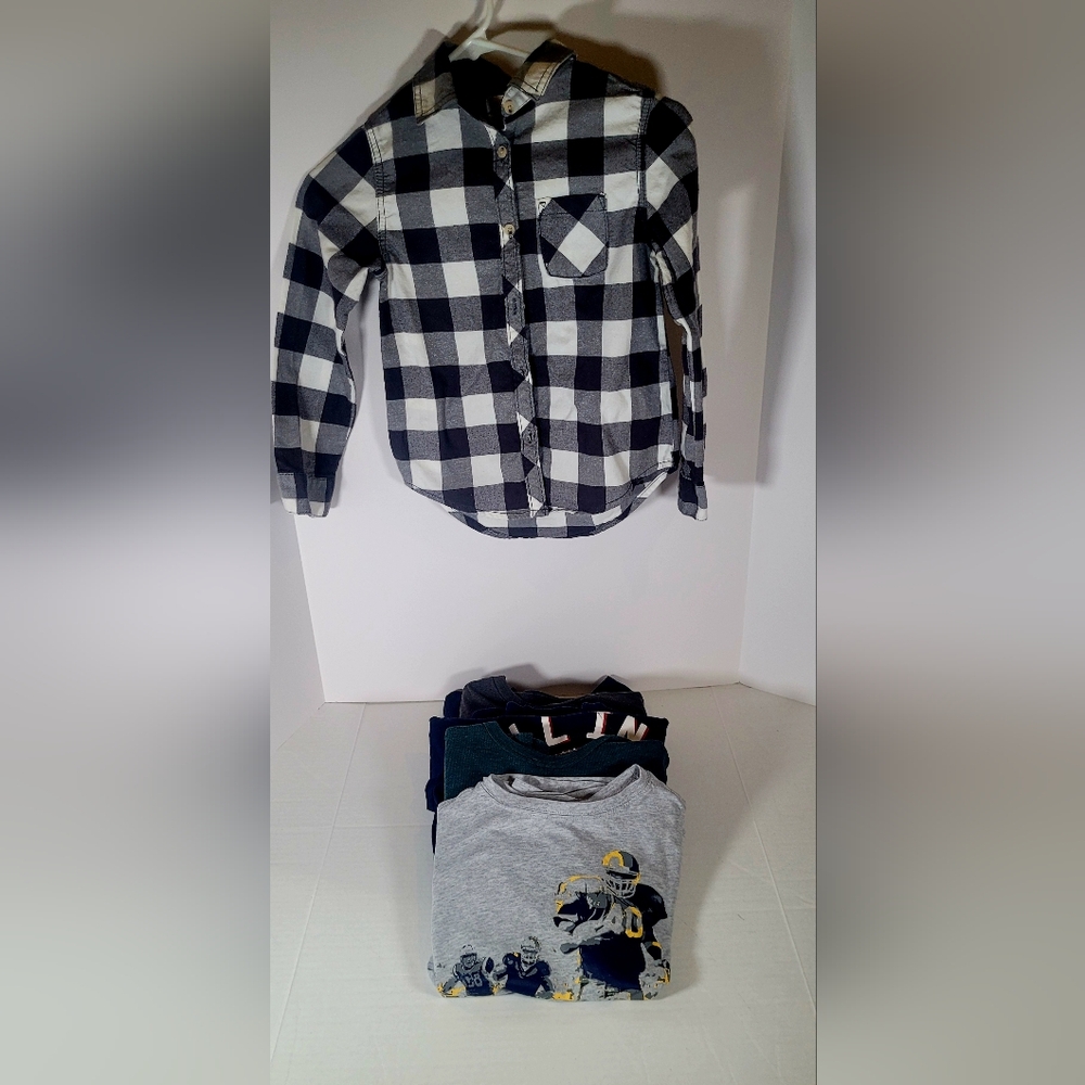 LOT of Boys Size 7/8 Shirts. 6 In Total